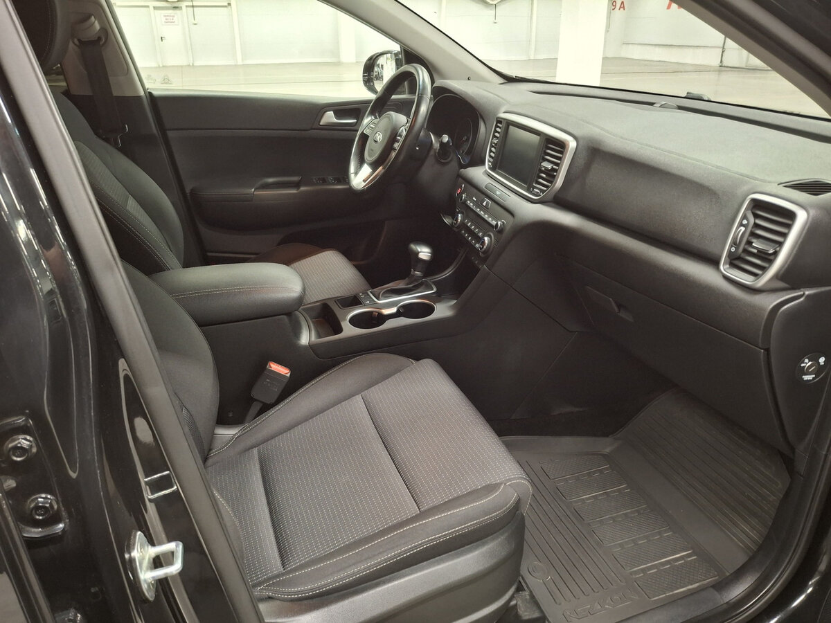 Kia Sportage IV Рестайлинг, 2020 Фото №11