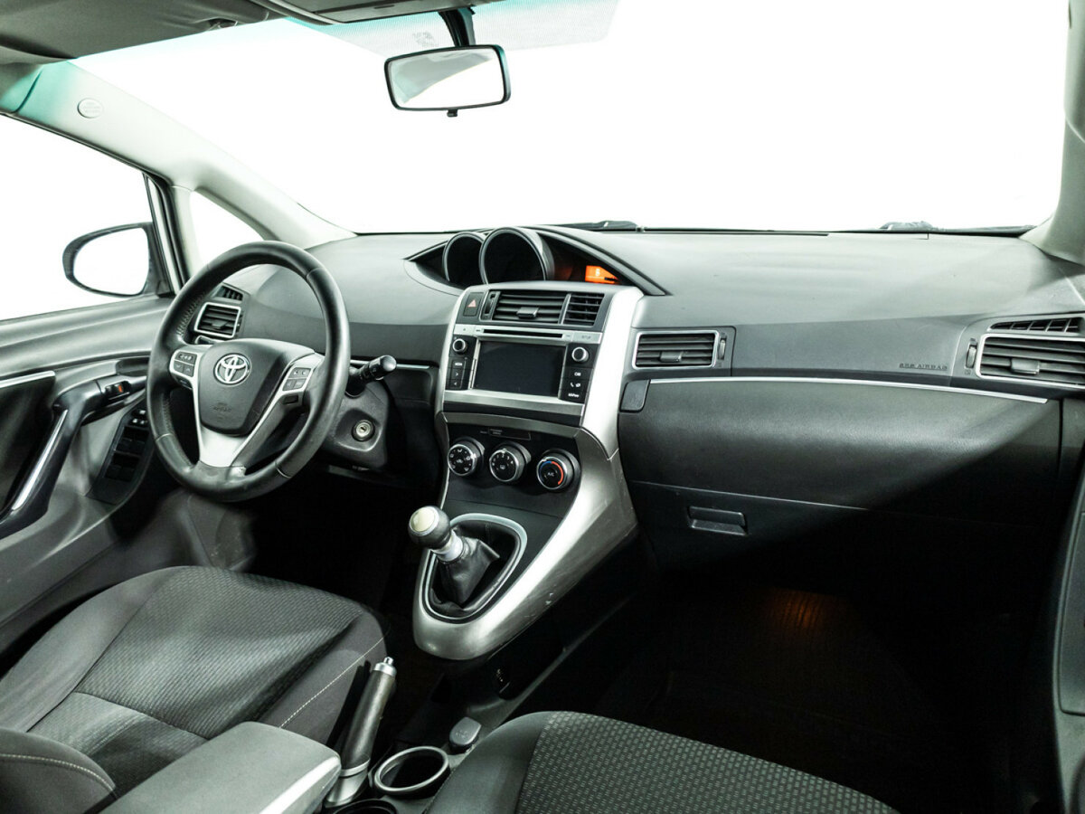 Toyota Verso I Рестайлинг, 2013 Фото №9