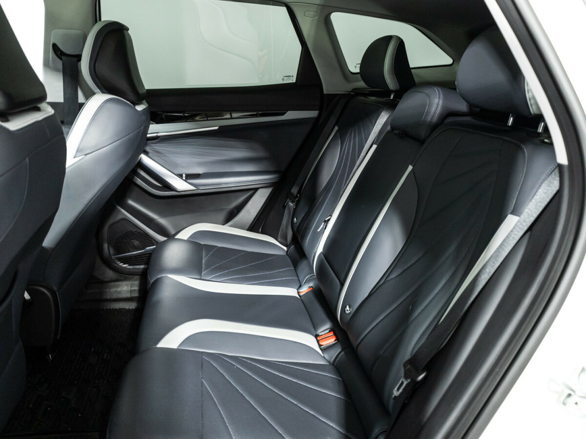 Geely Atlas II, 2024 Фото №10