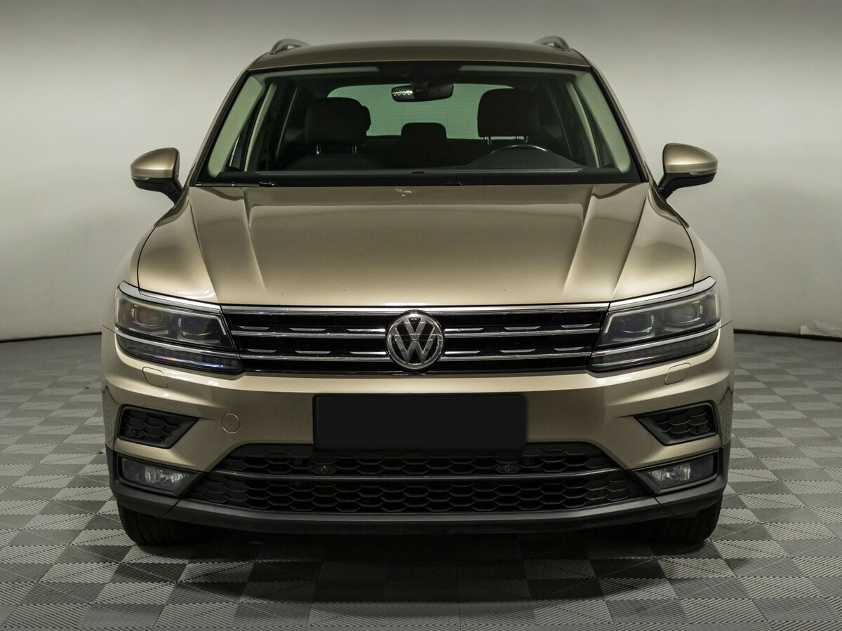Volkswagen Tiguan II, 2018 - 131 218 км. | Фото №2
