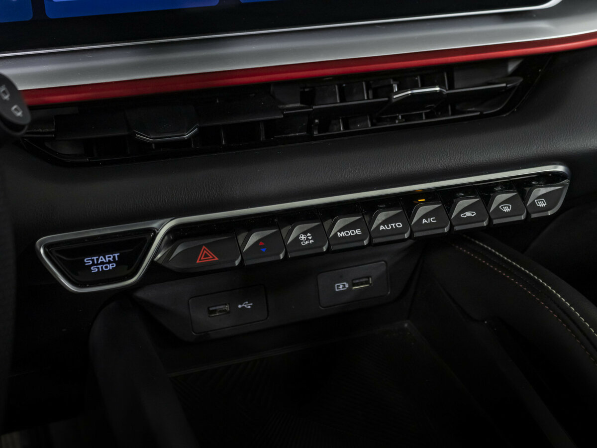 Geely Coolray I Рестайлинг, 2023 Фото №13