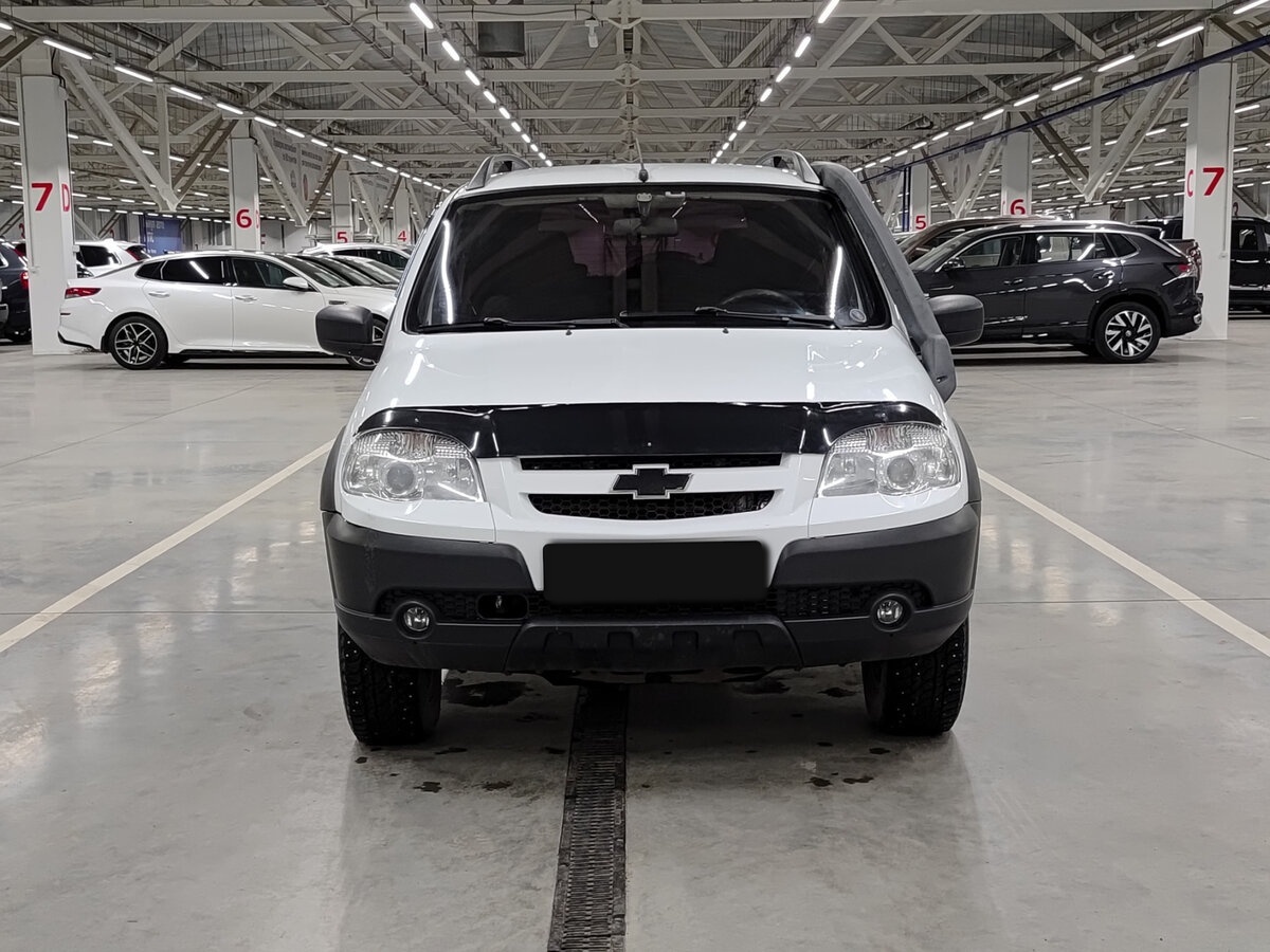 Chevrolet Niva I Рестайлинг, 2017 Фото №2