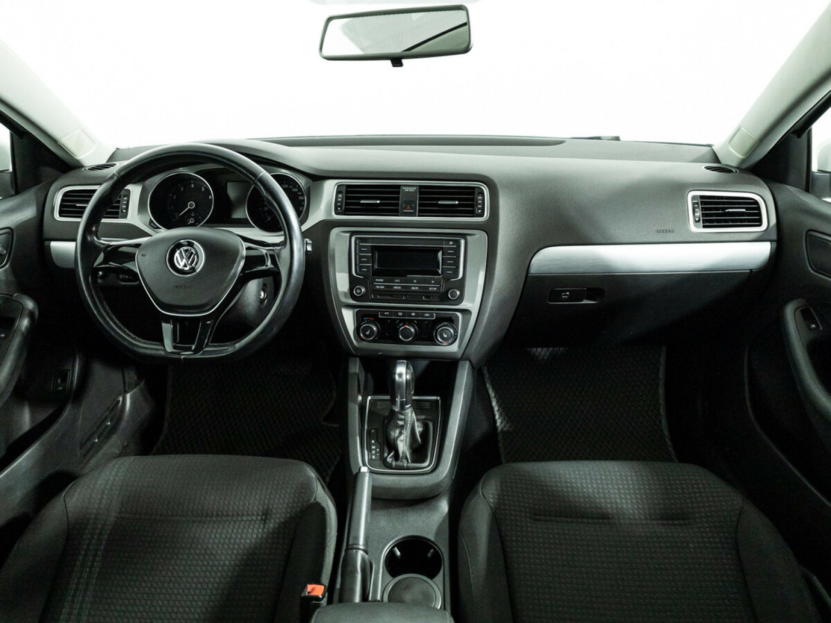 Volkswagen Jetta VI Рестайлинг, 2017 Фото №11