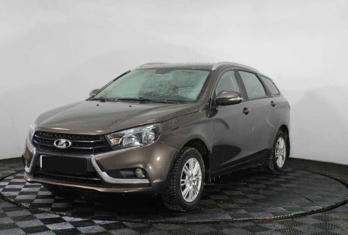 Lada (ВАЗ) Vesta SW, 2020 - 56 000 км. | Фото №1