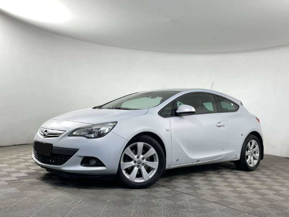 Opel Astra GTC, 2013 - 138 930 км. | Фото №1