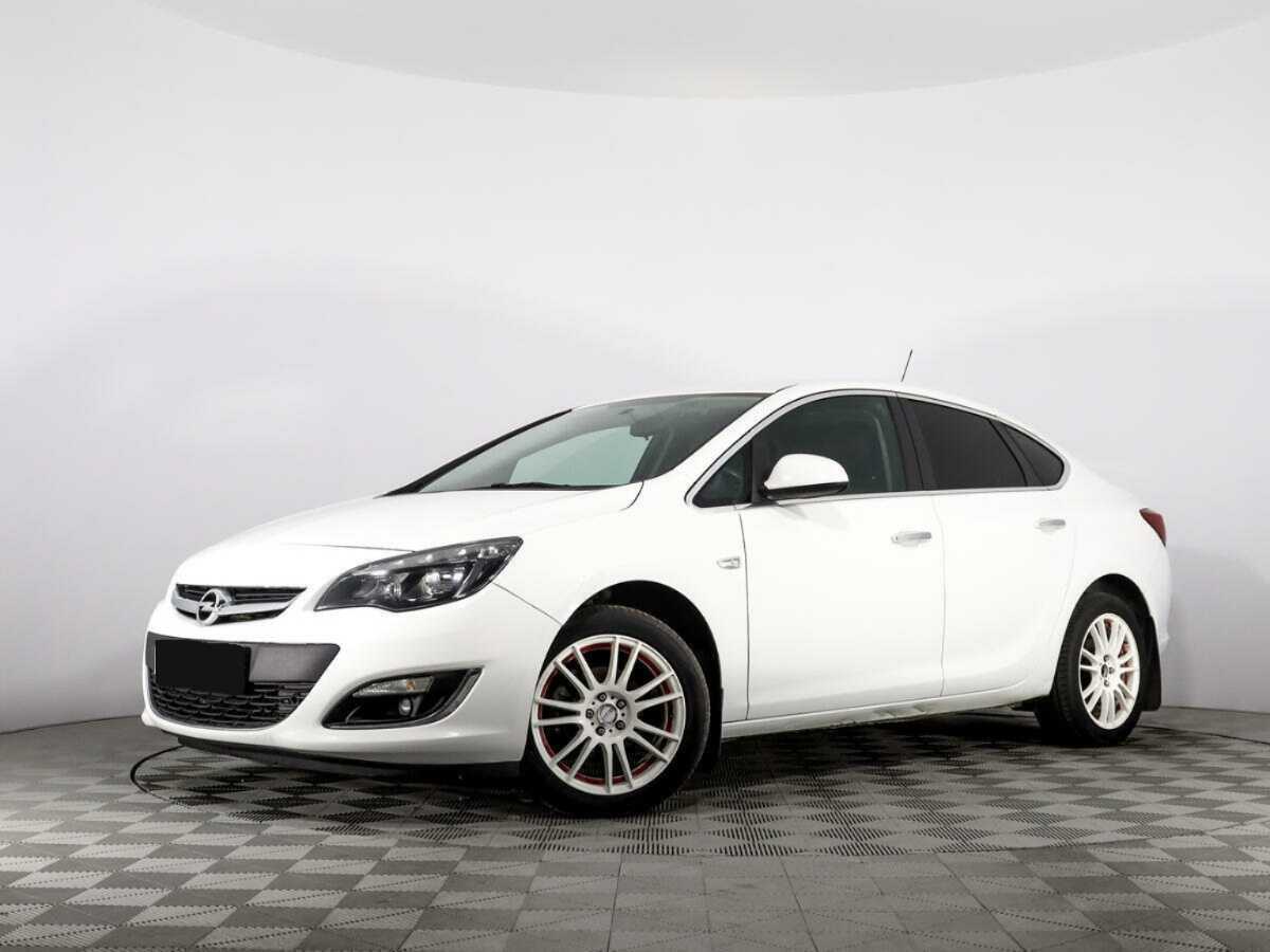 Opel Astra, 2013 - 100 248 км. | Фото №1
